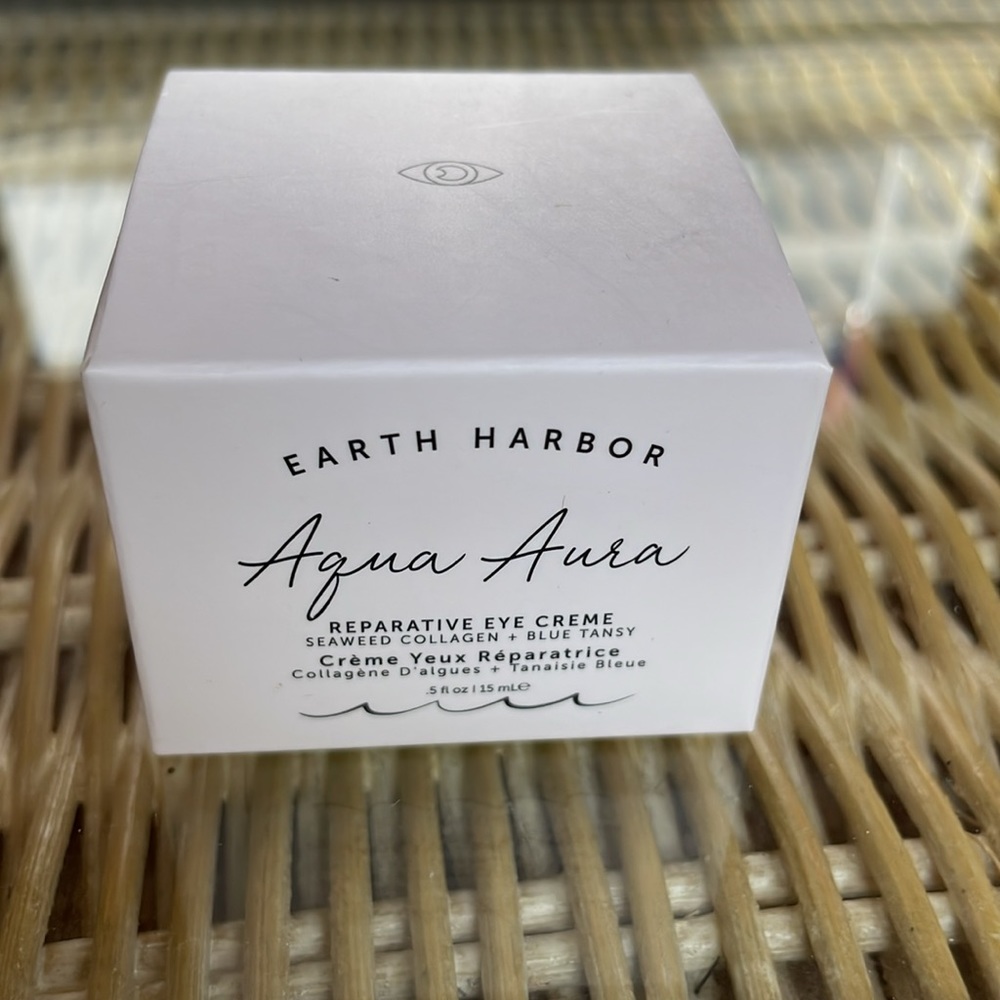 NIB Earth Harbor Aqua Aura reparative eye cream